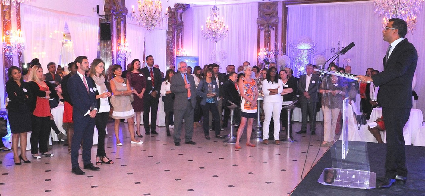 Manoj Papa, Chief Executive Officer of Air Seychelles, speaks to guests at Air Seychelles’ cocktail function in Paris